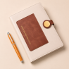 Carnet A5 en Similicuir Beige Kinkele T2601 avec Poche Avant et Fermeture Magnétique - Élégance Minimaliste | Maroc